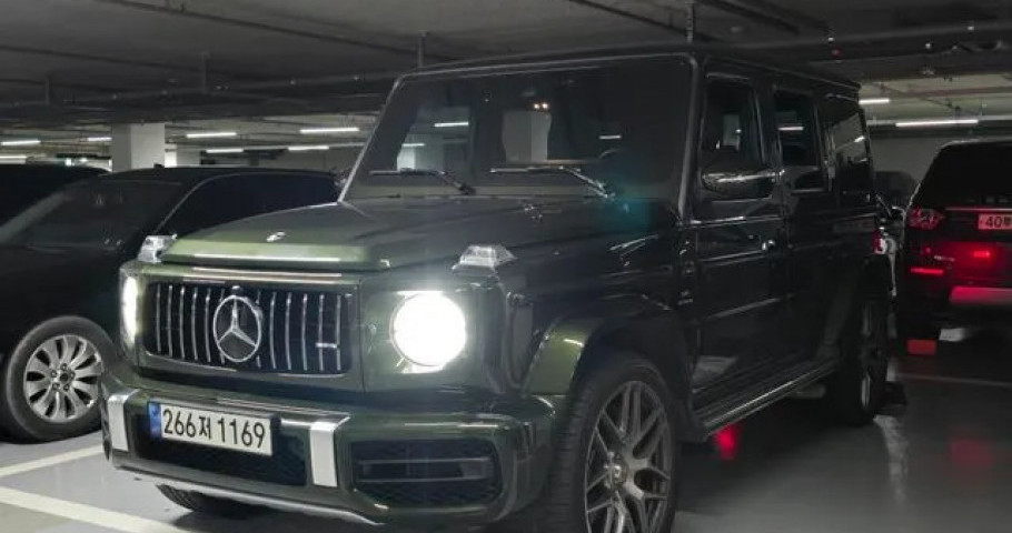 Mercedes-Benz G-Class 