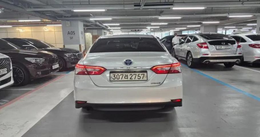 Toyota Camry 