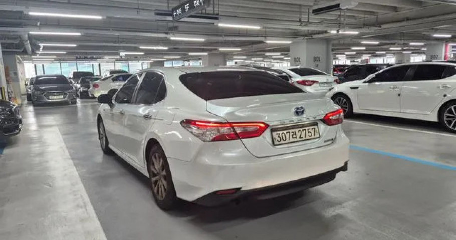 Toyota Camry 