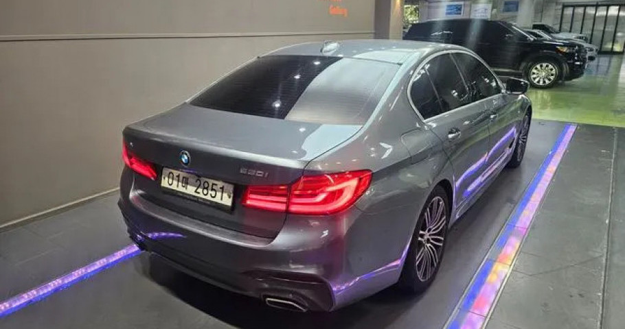 Bmw 5-Series 