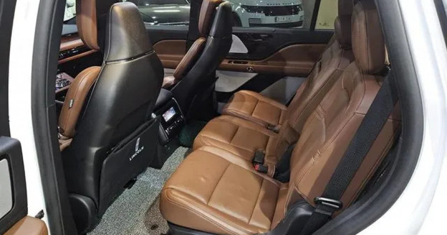 Lincoln Aviator 