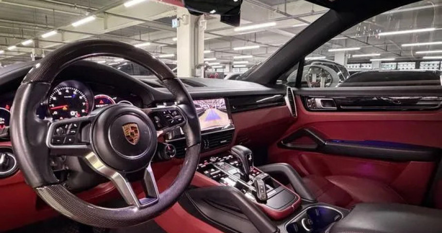 Porsche Cayenne 
