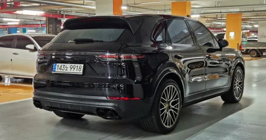 Porsche Cayenne 
