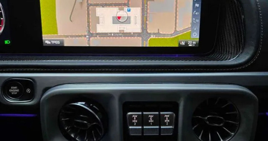 Mercedes-Benz G-Class 