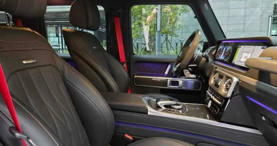 Mercedes-Benz G-Class 