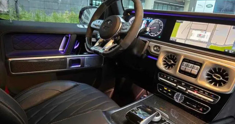 Mercedes-Benz G-Class 