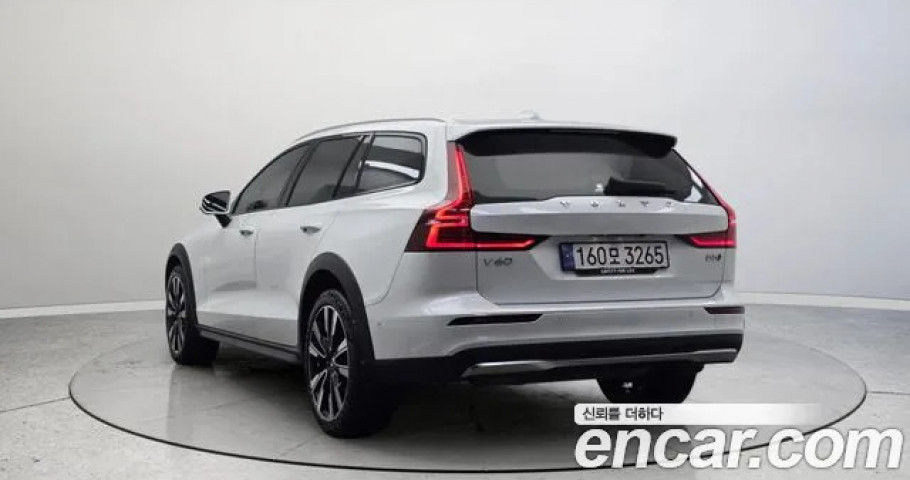 Volvo V60 