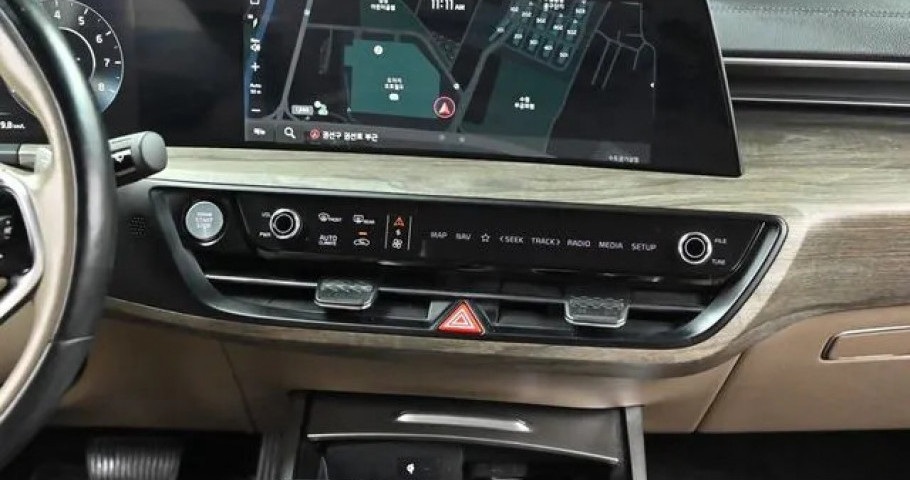 Kia K8 