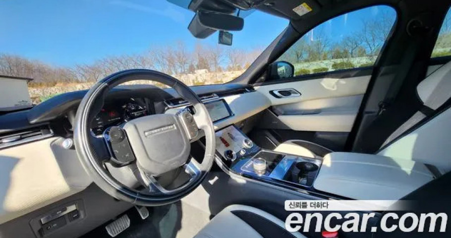 Land Rover Range Rover Velar 