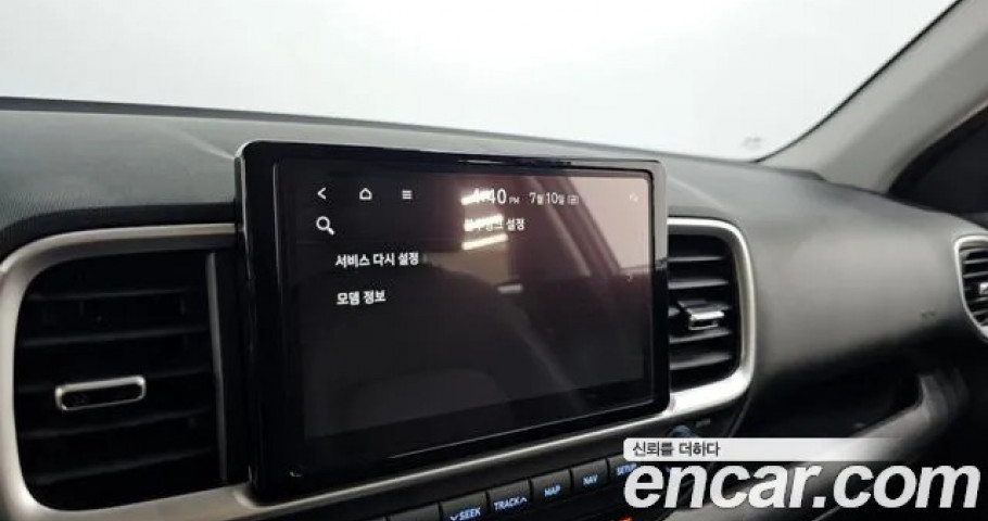 Hyundai Venue 
