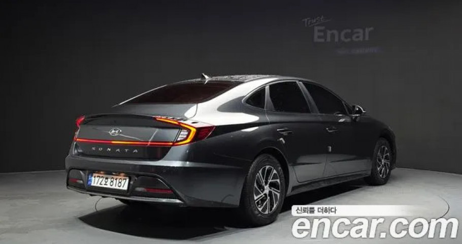 Hyundai Sonata 