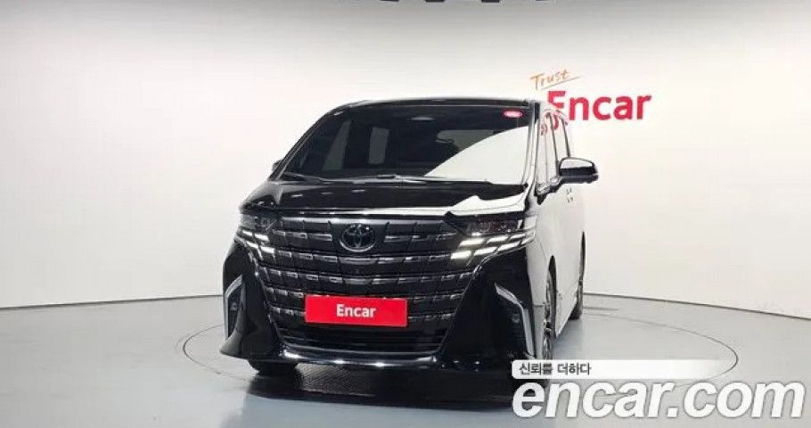 Toyota Alphard 