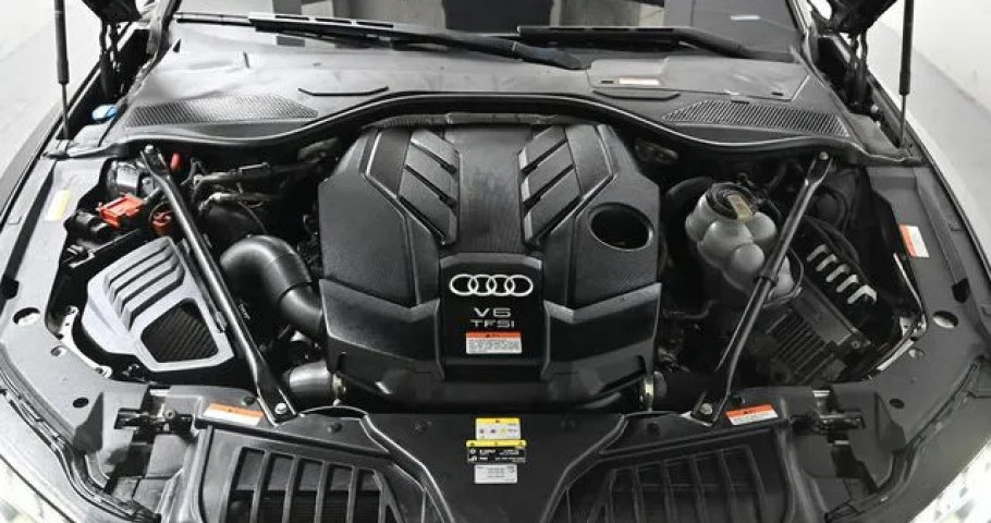 Audi A8 