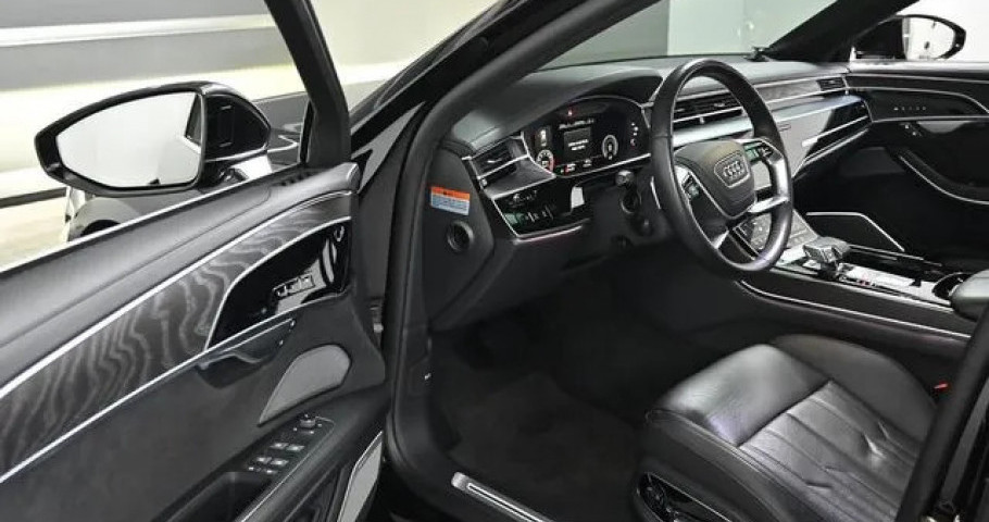 Audi A8 