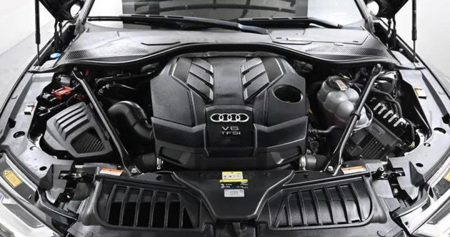 Audi A8 