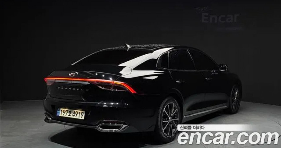 Hyundai Grandeur 
