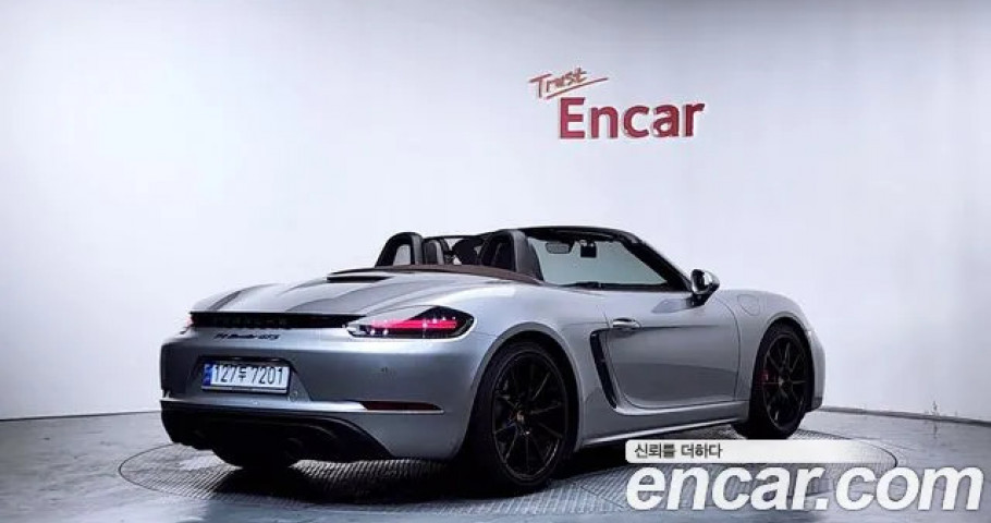 Porsche 718 