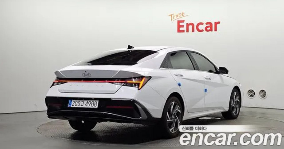 Hyundai Avante (Elantra) 
