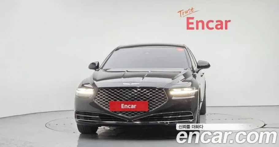 Genesis G90 