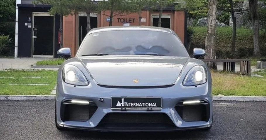 Porsche 718 