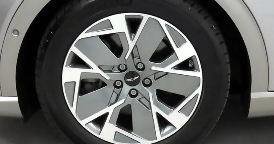 Genesis Gv60 