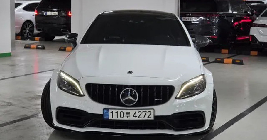 Mercedes-Benz C-Class 