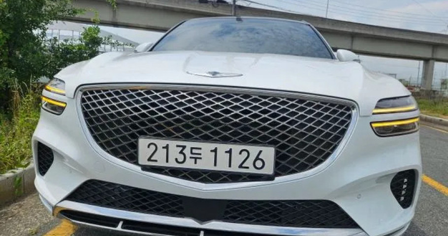 Genesis Gv70 