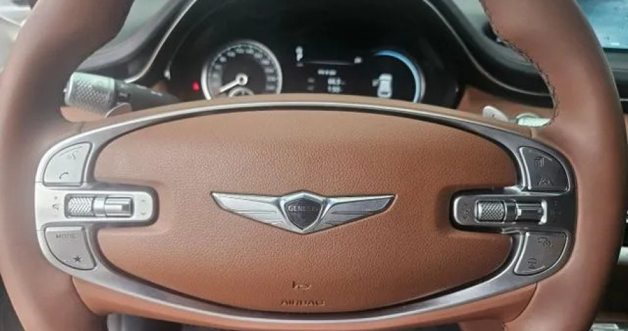 Genesis Gv70 