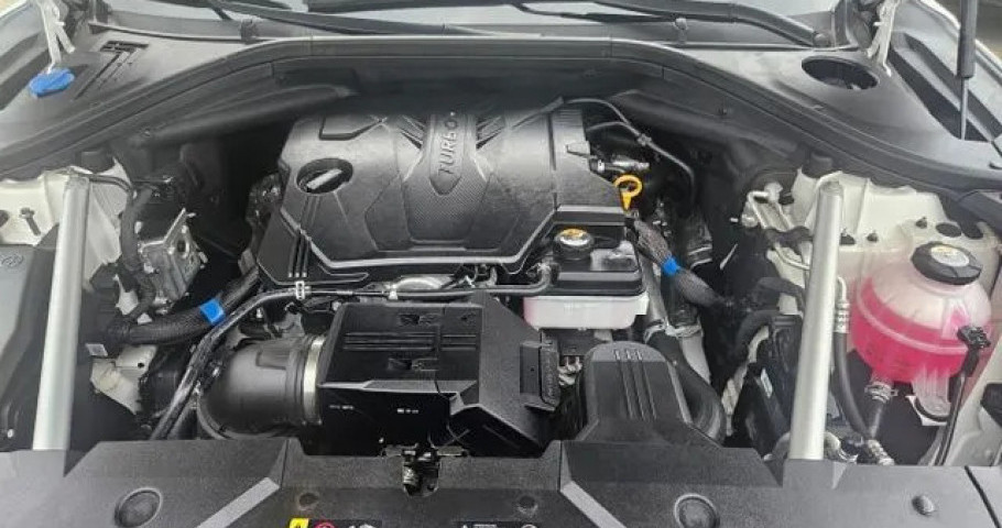 Genesis Gv70 