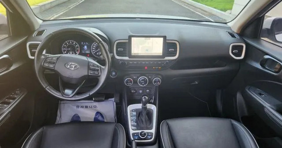 Hyundai Venue 