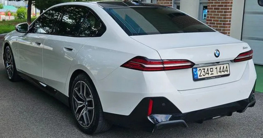 Bmw 5-Series 