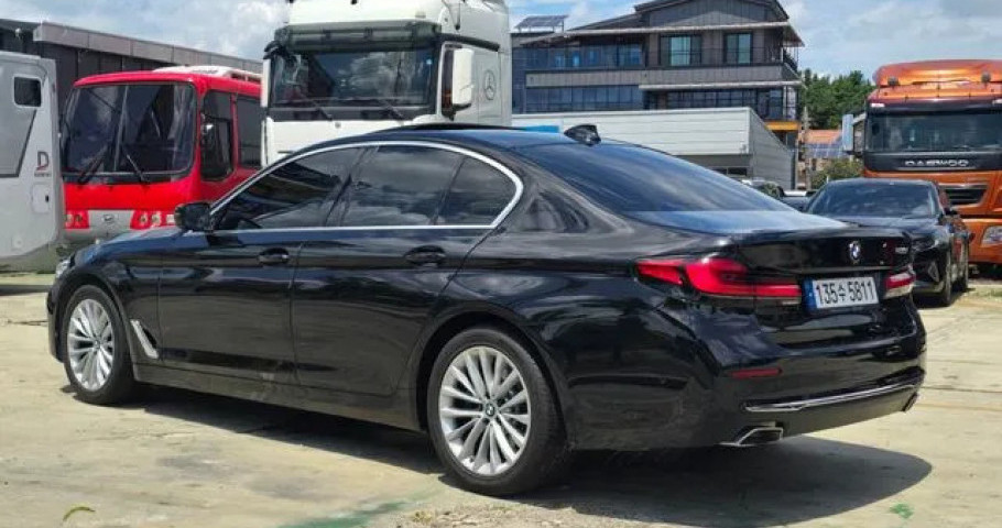 Bmw 5-Series 