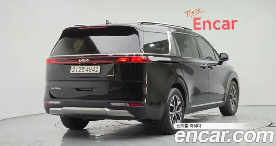 Kia Carnival 
