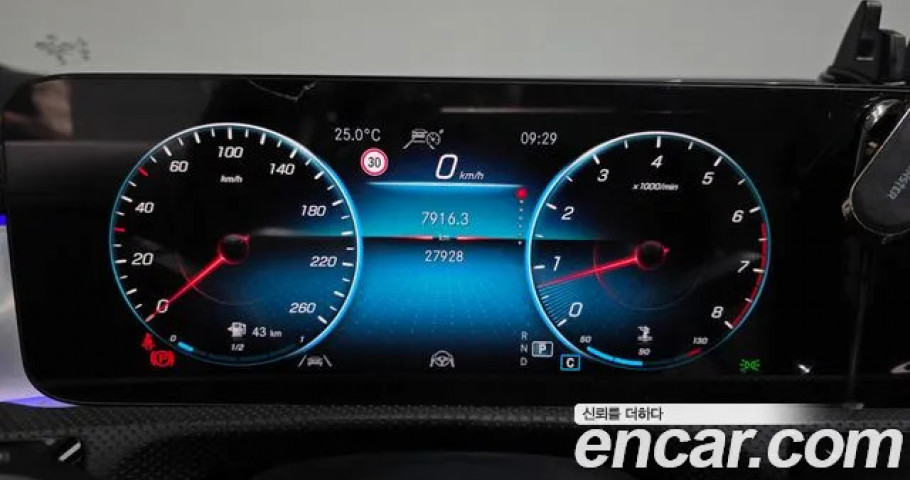 Mercedes-Benz Cla-Class 