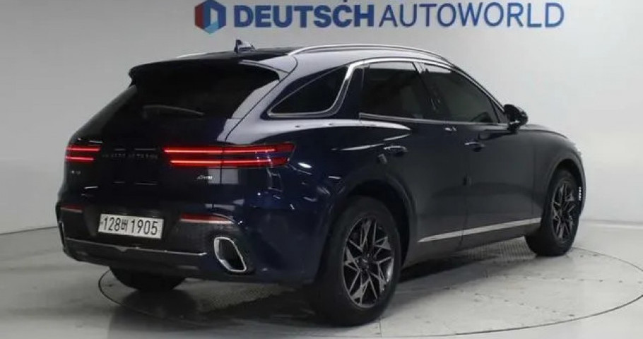 Genesis Gv70 