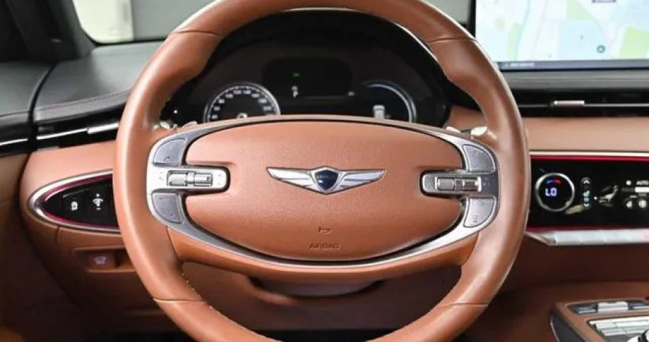 Genesis Gv70 