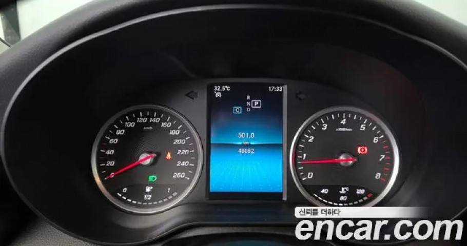 Mercedes-Benz C-Class 
