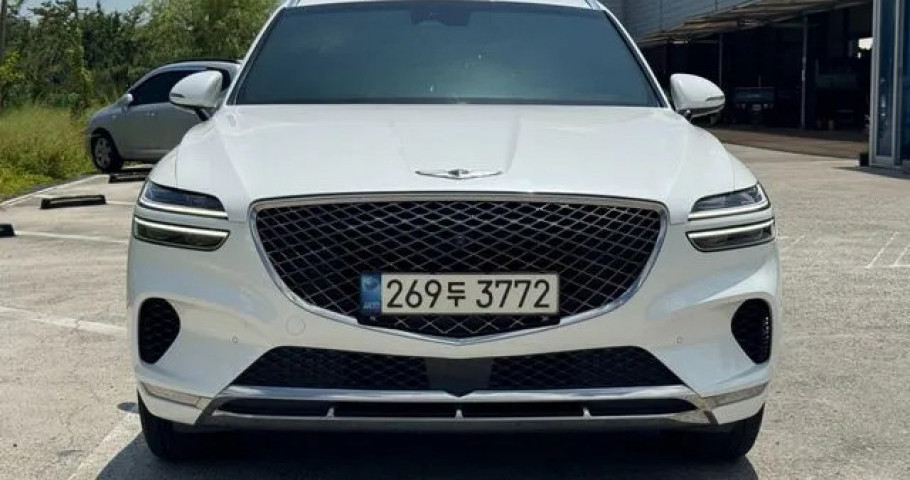 Genesis Gv70 