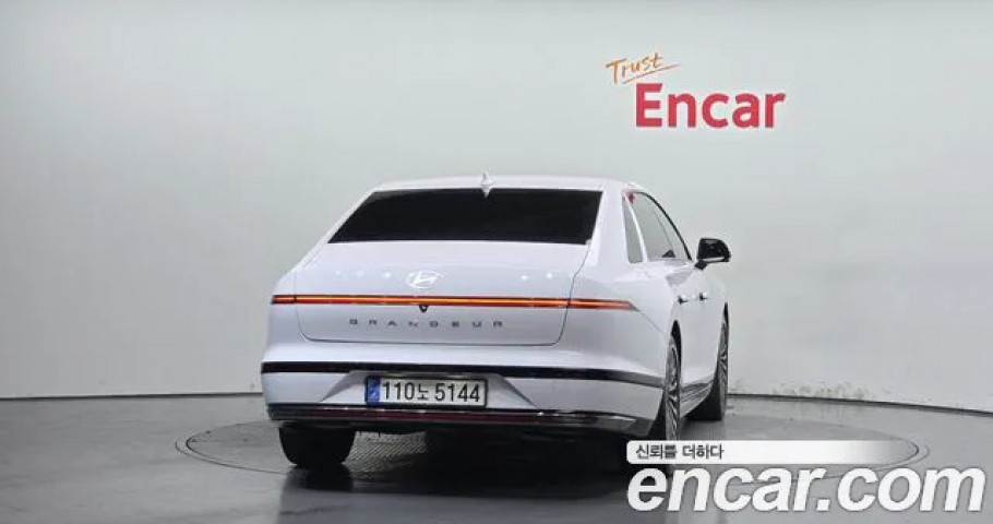 Hyundai Grandeur 