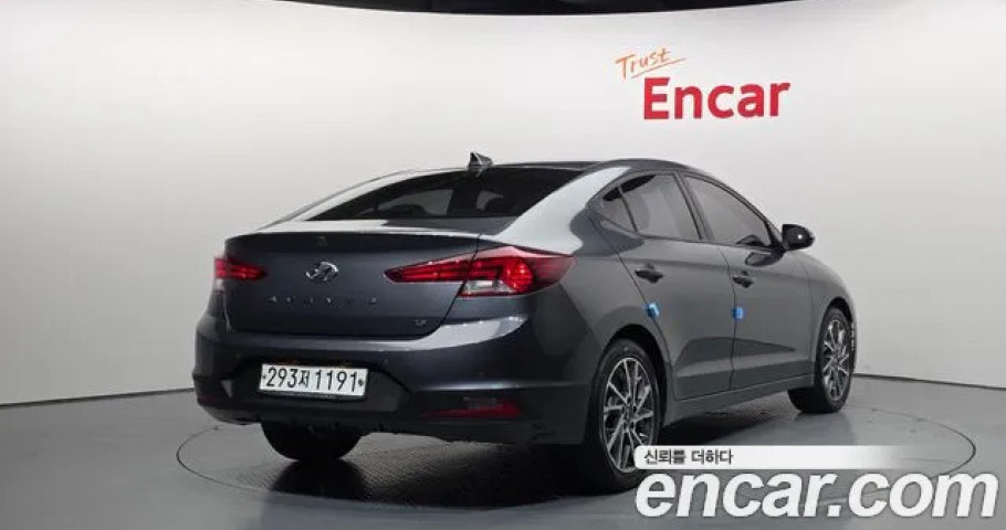Hyundai Avante (Elantra) 