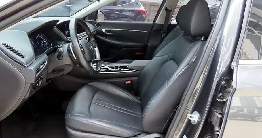 Hyundai Sonata 