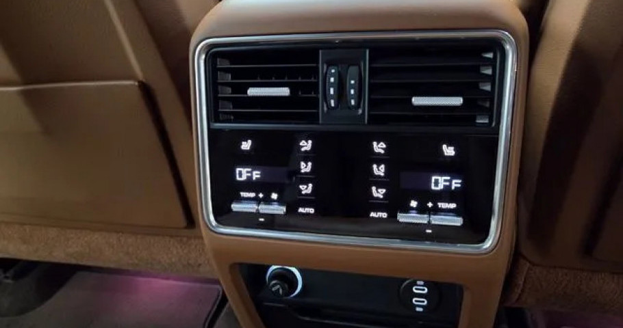 Porsche Cayenne 