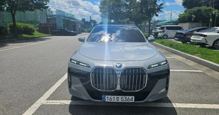 Bmw 7-Series 
