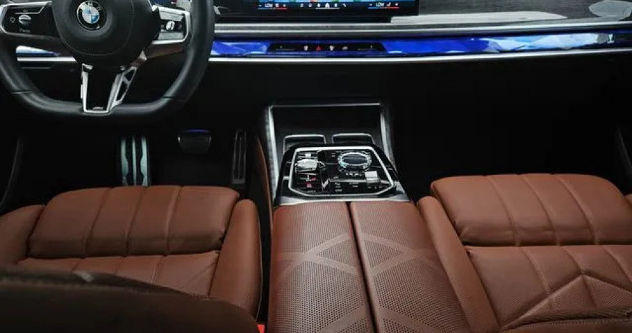 Bmw 7-Series 