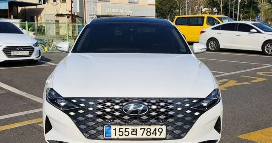 Hyundai Grandeur 