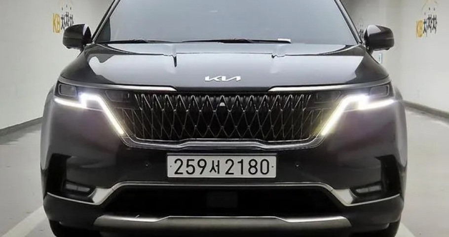 Kia Carnival 