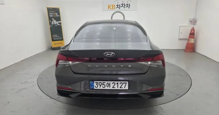 Hyundai Avante (Elantra) 
