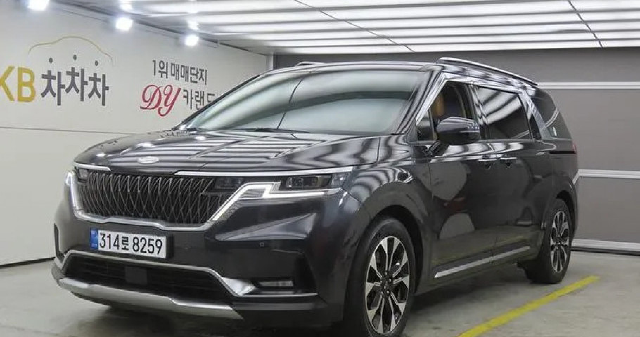 Kia Carnival 