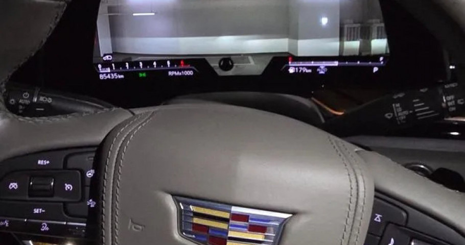 Cadillac Escalade 