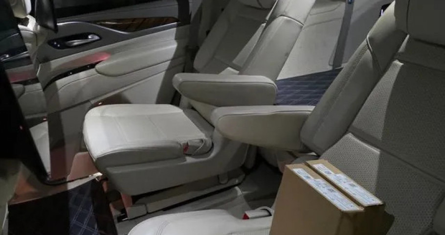 Cadillac Escalade 